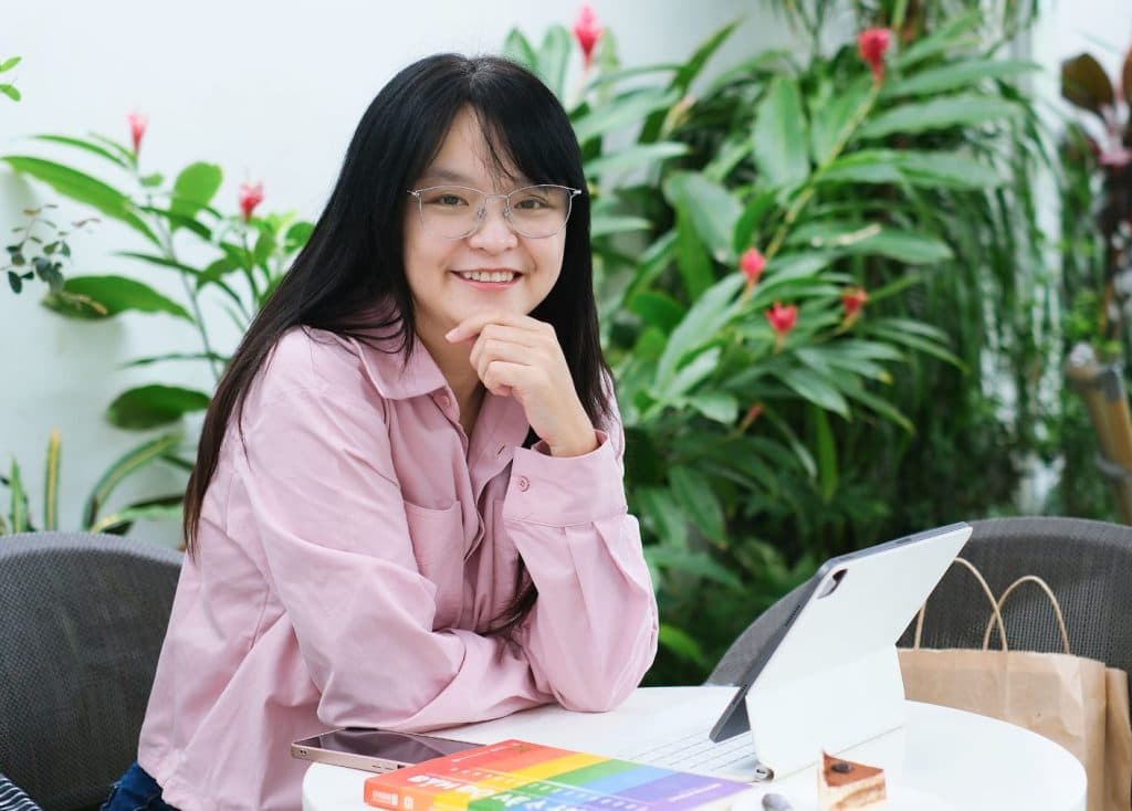 Tại sao học tiếng Anh qua video lại không hiệu quả như bạn nghĩ?